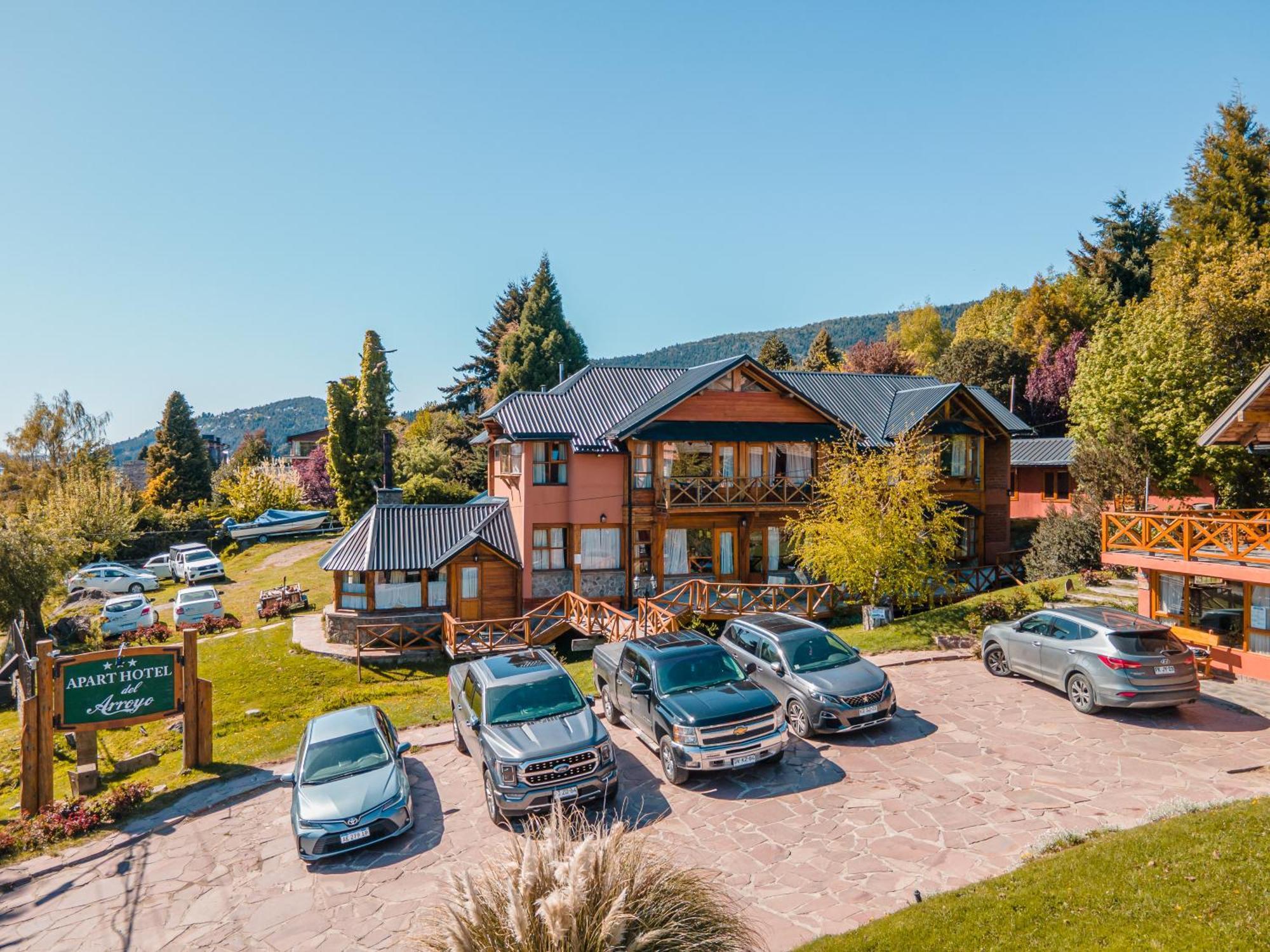 Apart Hotel Del Arroyo Сан-Карлос-де-Барилоче Экстерьер фото