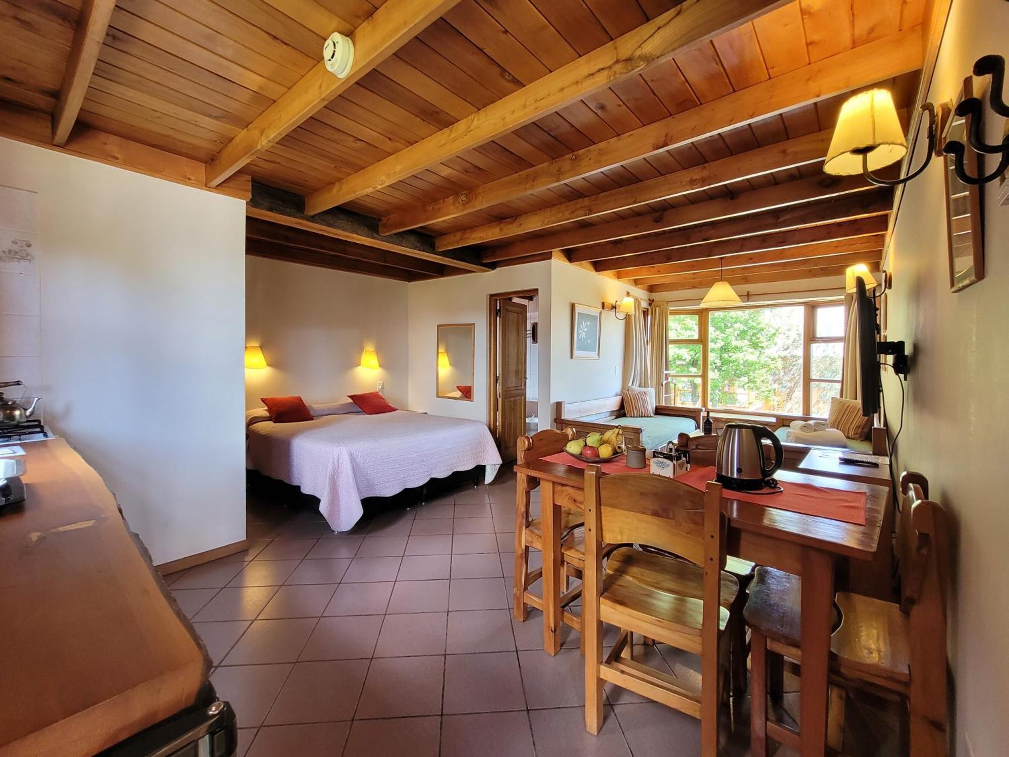 Apart Hotel Del Arroyo Сан-Карлос-де-Барилоче Экстерьер фото
