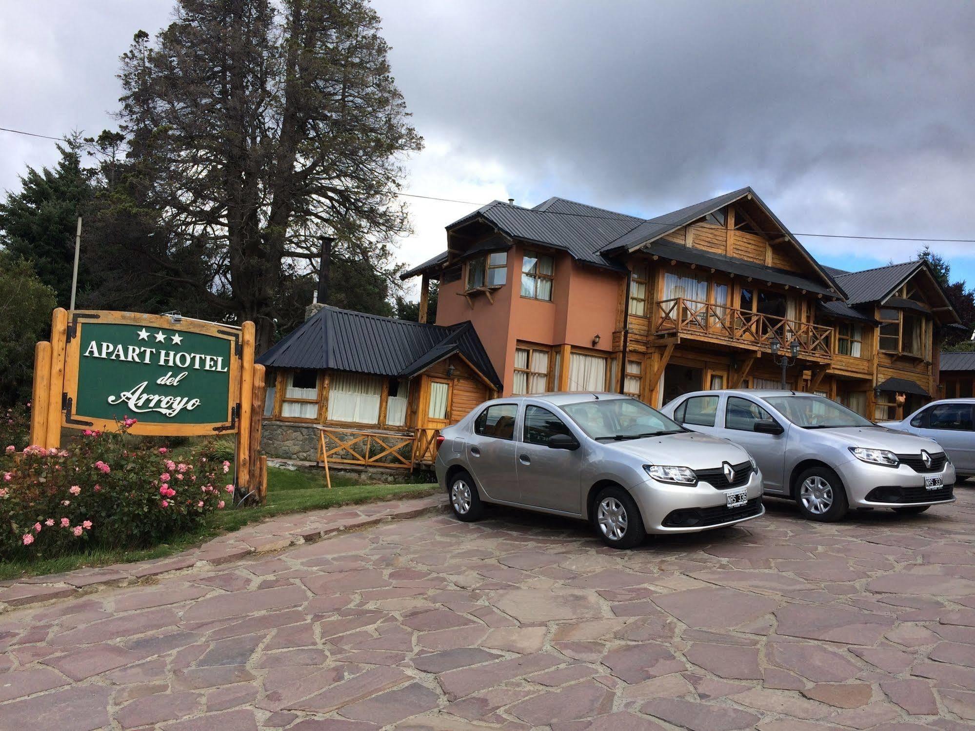 Apart Hotel Del Arroyo Сан-Карлос-де-Барилоче Экстерьер фото