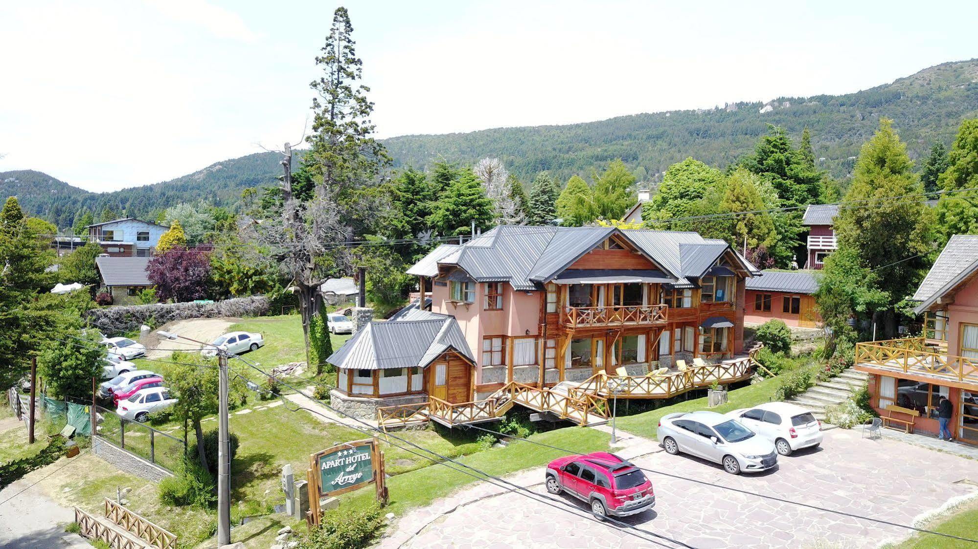 Apart Hotel Del Arroyo Сан-Карлос-де-Барилоче Экстерьер фото